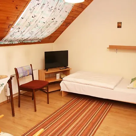 Bed & Breakfast Akacjowa *